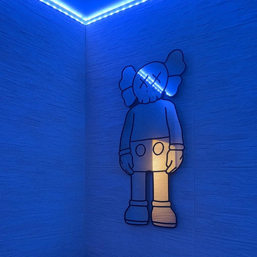 SPECCHIO KAWS COMPANION